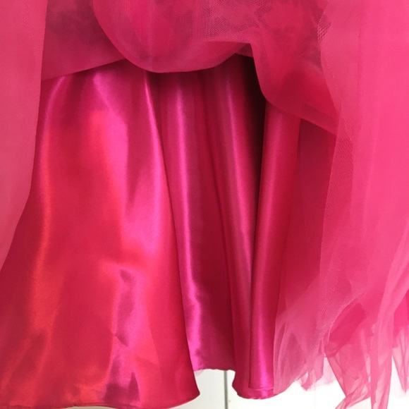 Appliqué Hot Pink Mermaid Gown, Sz 4 - Picture 14 of 16